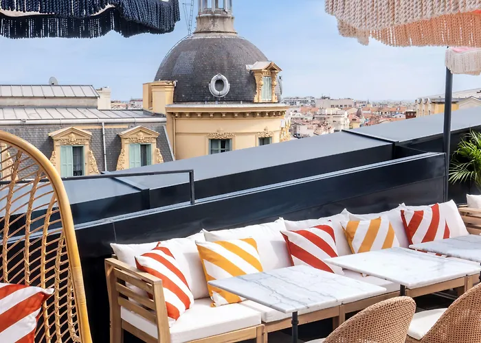 Doubletree By Hilton Nice Centre Iconic